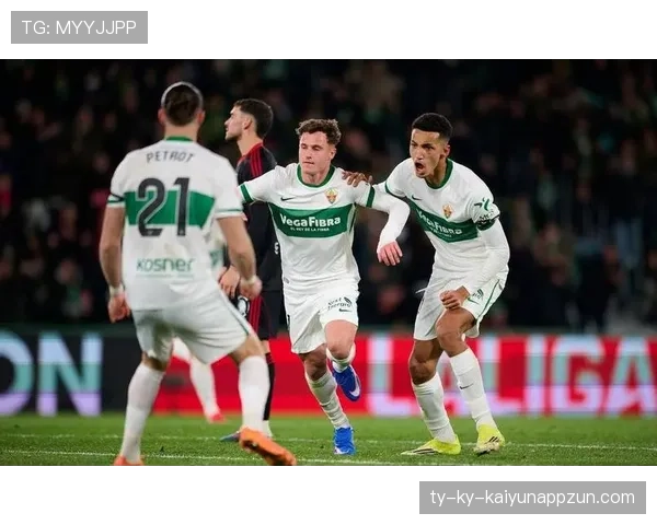 塞维利亚管理层动荡持续发酵，对球队赛季前景造成影响