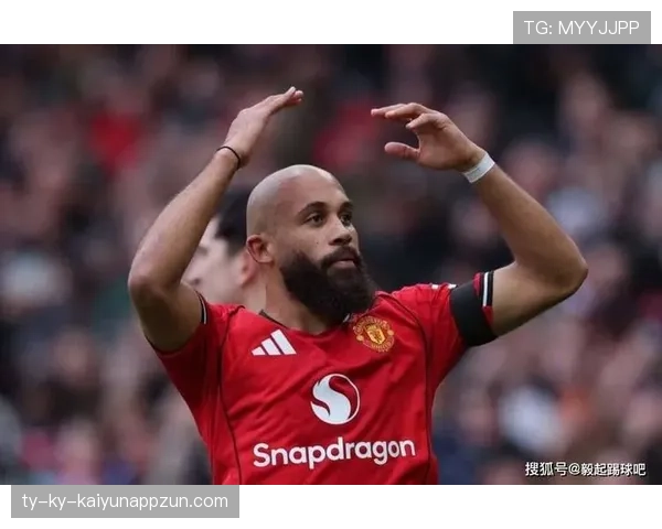 曼联进攻组织混乱问题持续显现，对球队赛季稳定性形成制约