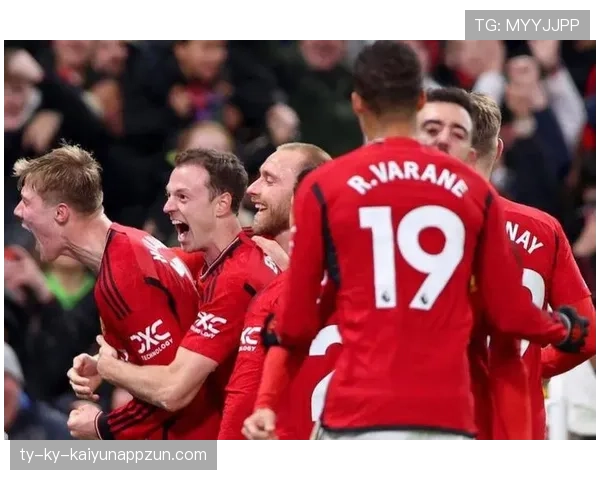 曼联争四形势向好，但与顶级球队差距仍存，稳定性面临考验